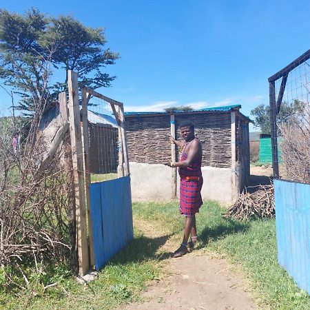 Maasai Homestay Camping Sekenani المظهر الخارجي الصورة