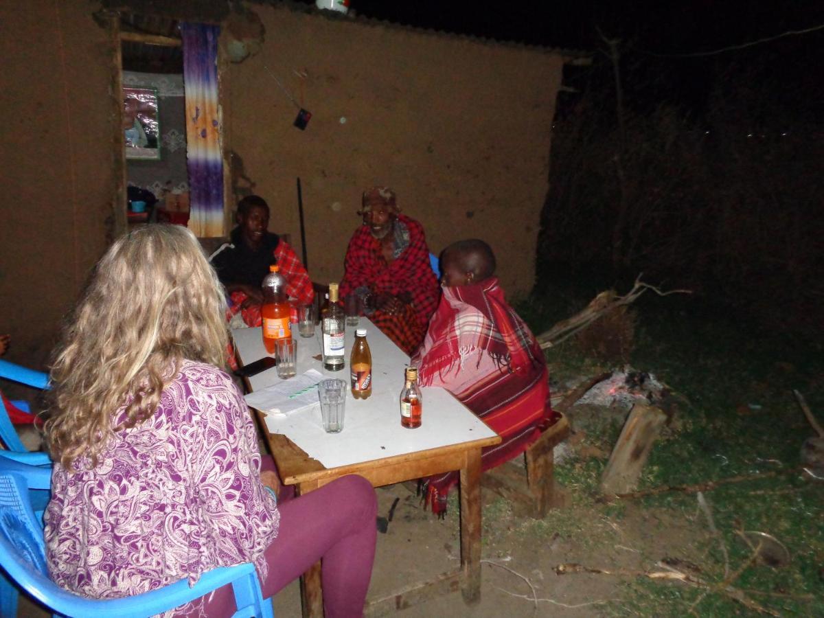 Maasai Homestay Camping Sekenani المظهر الخارجي الصورة