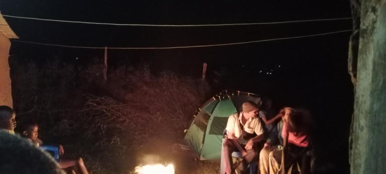 Maasai Homestay Camping Sekenani المظهر الخارجي الصورة